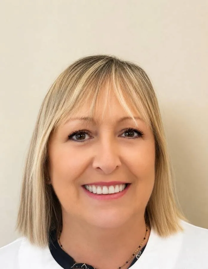 Agnès, secrétaire du cabinet dentaire Montolivet